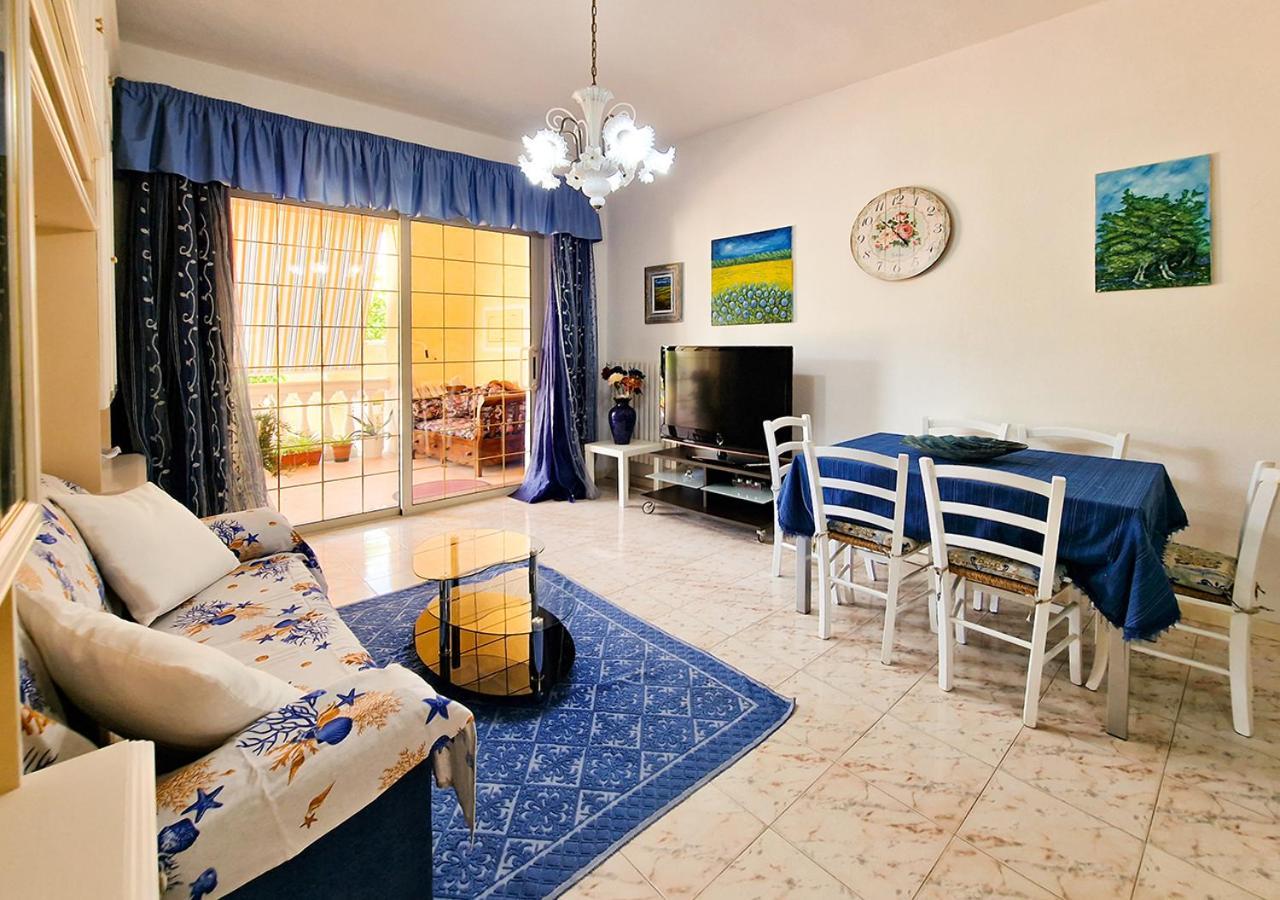 Murphy Holiday Homes - Residenza Nadia ラ・マッダレーナ エクステリア 写真